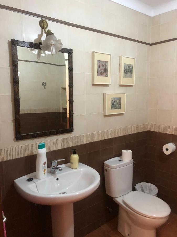 Casa De Tita Dolores Кортес-де-ла-Фронтера Экстерьер фото